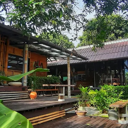 Aha Lanta Cozy Hostel-3